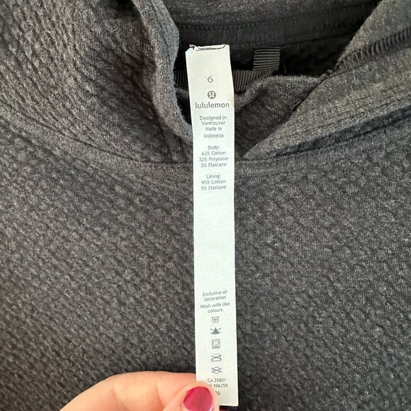 LuLuLemon Grey Hoodie Size 6 - Picture 3 of 3